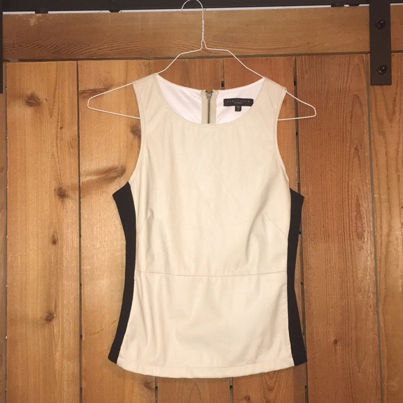 Leather tank - Picture 1 of 1